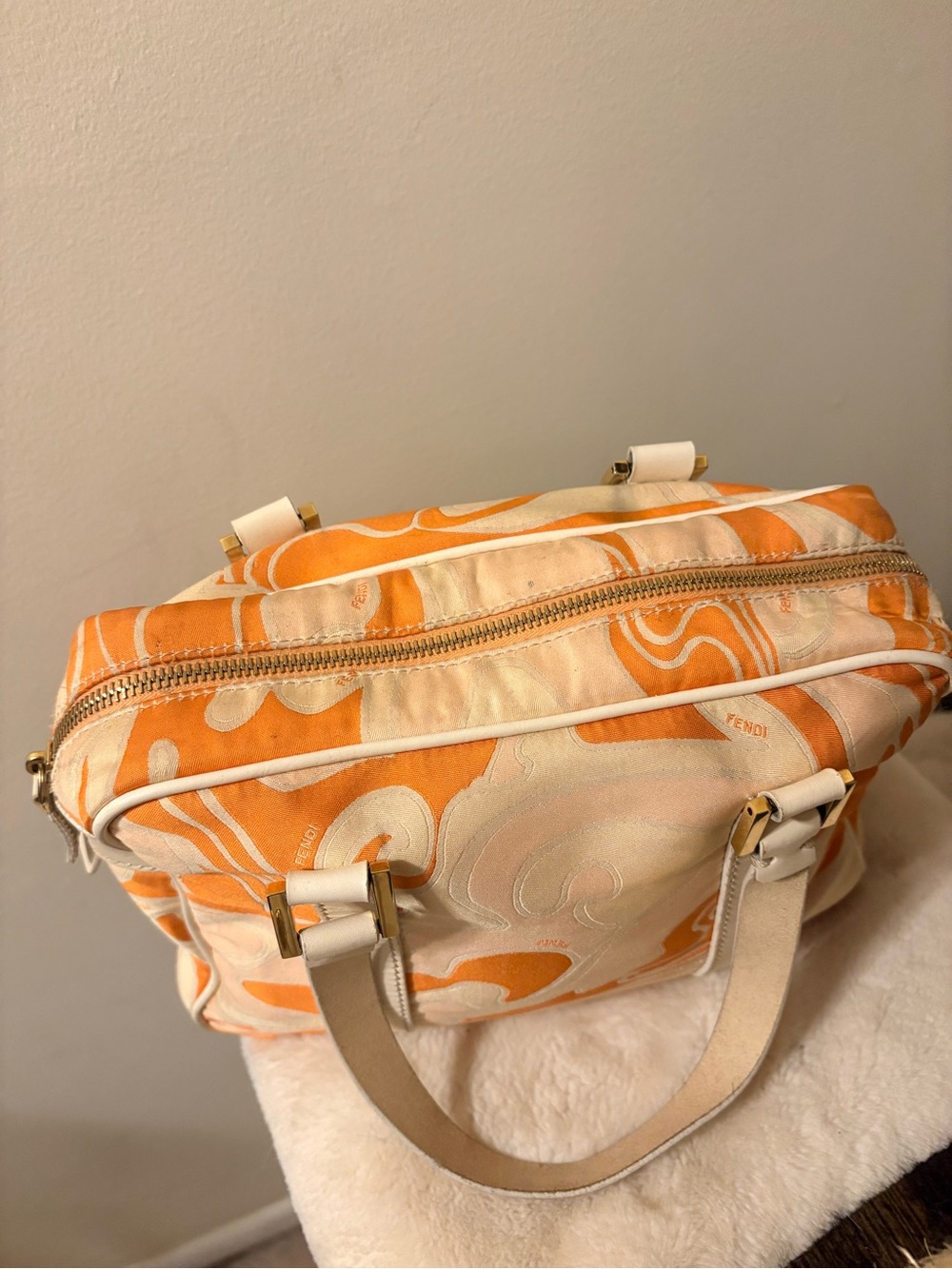 Vintage Fendi Swirl Bag Preloved. - Picture 5 of 8
